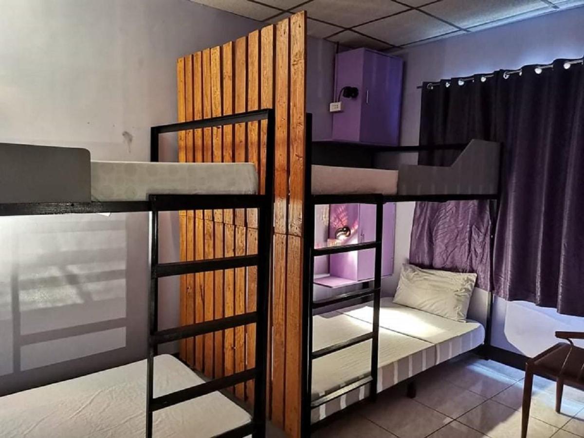 Sean'S Boat Hostel Манила Екстериор снимка