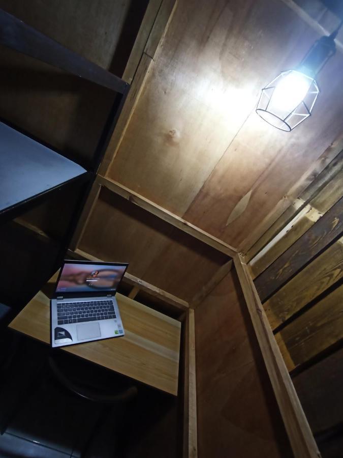 Sean'S Boat Hostel Манила Екстериор снимка
